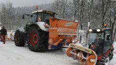 Úsek silnice z Ostravice na Bílou na Frýdecko-Místecku musí čistit takzvané ledořezy