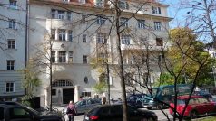Budova, kde bylo zahájeno první vysílání RFE v roce 1951 v Mnichově