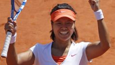 Číňanka Li Na se raduje z postupu do finále Roland Garros