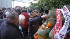 U kamenných bruslí v Havlíčkově Brodě, které připomínají osobnost Josefa Vašíčka, se sešlo asi 400 lidí