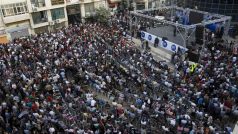 Demonstrací v Kalandii a Ramalláhu se zúčastnily tisíce lidí