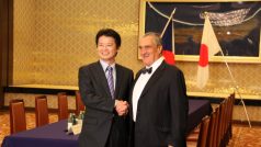 Český ministr zahraničí Karel Schwarzenberg se setkal se svým japonským protějškem Koičiró Genbou