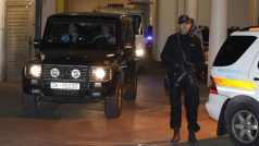 Policie odváží norského masového vraha Anderse Breivika od soudu