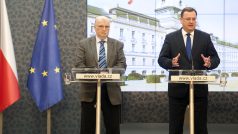 Tripartita projednává vládní úspory a reformy, Petr Nečas