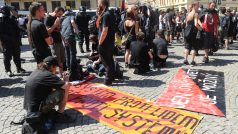 Anarchistické setkání v Praze, demonstrace prošla Prahou na náměstí Republiky