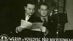 Jan Werich (vlevo) a Jiří Voskovec, druhá polovina 30. let