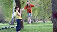 Slacklining (ilustrační foto)