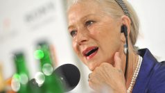 Helen Mirren na tiskové konferenci v hotelu Thermal