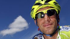 Italský cyklista Vincenzo Nibali se usmívá, časovky ale v lásce nemá