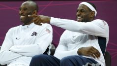 Basketbalisté Kobe Bryant a LeBron James na olympiádě v Londýně