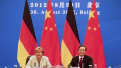 Německá kancléřka Angela Merkelová a čínský premiér Wen Ťia-pao na jednání v Pekingu