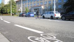 Cyklopruhy u Domu zdraví jsou podle některých Jihlavanů nebezpečné