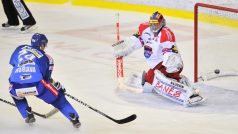 Hokejisté brněnské Komety se do čela extraligy vrátili i díky Miloslavu Hořavovi