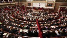 Francouzské národní shromáždění během debaty o fiskálním paktu