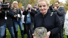 Madeleine Albrightová a cenu Zahraniční Čech roku