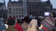 V Maďarsku demonstrovaly desetitisíce lidí proti neonacismu