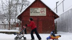 Rumunské volby poznamenalo také silné sněžení