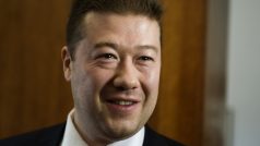 Tomio Okamura na schůzi Senátu o projednání návrhu 28 senátorů na podání ústavní žaloby Senátu proti prezidentu republiky pro velezradu