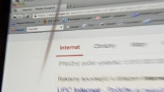 Počítač, internet, klávesnice (ilustrační foto)