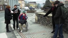 Občanské sdružení Klubíčko společně s handicapovanými mapuje bezbariérovost Berouna