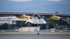 Solární letadlo Solar Impulse při startu