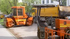 Práce ve Studentské ulici ve Žďáře nad Sázavou stavebníci dokončí o tři měsíce dříve