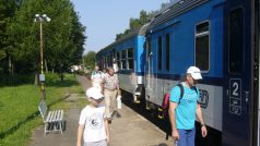 Přestup z busu do vlaku v Křižanech