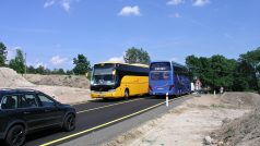 Kvůli opravě mostu vznikla nová komunikace, která dopravu odvádí na silnici třetí třídy