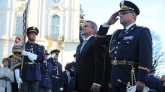 Pokládání věnce k soše Tomáše Garrigua Masaryka