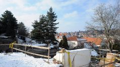 Firma návrhářky Matragi zbourala vilu na Ořechovce v ulici Pod vyhlídkou