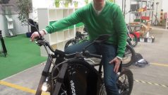 Stefan Gulas a jeho stroj