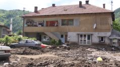 Následky ničivých povodní v Bosně