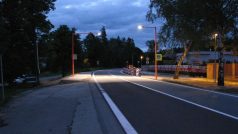 Nové lampy chodce osvětlí, řidiče však neoslní