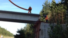 Stavba mostu na 107. kilometru dálnice D1 u Jihlavy