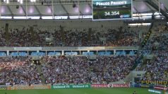 Kapacita se snížila. V roce 1950 stadion pojmul 200 tisíc míst, dnes necelých 80 tisíc