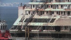 Costa Concordia v přístavu Janov