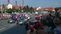 Průjezd Zbraslaví byl kvůli závodu omezen