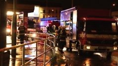 Záchranáři nacvičovali v pražském metru zásah po teroristickém útoku