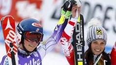 Dvě vítězky úvodního obřího slalomu v rakouském Söldenu - Američanka Shiffrinová a Rakušanka Fenningerová