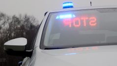 Nová policejní Octavia splyne s davem. Než rozsvítí světla
