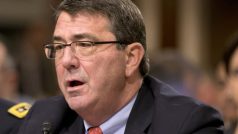 Americký prezident Barack Obama nejspíše jmenuje na post ministra obrany Ashtona Cartera