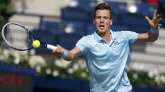 Tomáš Berdych potvrdil v 1. kole v Dubaji roli favorita