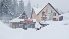Sněhová kalamita v bosenském zimním středisku Jahorina
