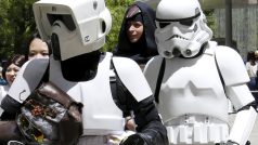 Den Star Wars slaví fanoušci v Tokiu