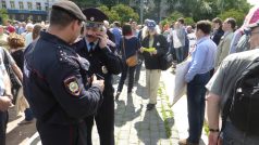 Do Suvorovova parku přišli lidé ‚zachránit ruskou vědu před úplným krachem‘
