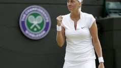 Petra Kvitová vykročila za obhajobou titulu skvěle a v úvodních zápasech nedala soupeřkám šanci