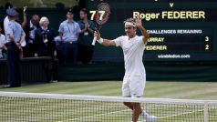 Roger Federer se probojoval do finále Wimbledonu už podesáté v kariéře