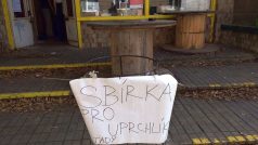 Sbírka pro uprchlíky v Autonomním sociálním centru Klinika na Žižkově
