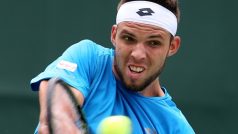 Jiří Veselý i přes páteční zaváhání nastoupil do programu závěrečného dne baráže Davis Cupu