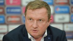 Reprezentační trenér Pavel Vrba na tiskové konferenci před kvalifikačními zápasy s Tureckem a Nizozemskem